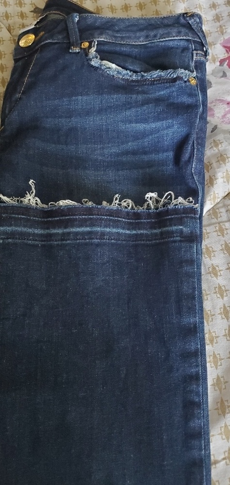 Nice karlei bell bottom low rise Denim crop
